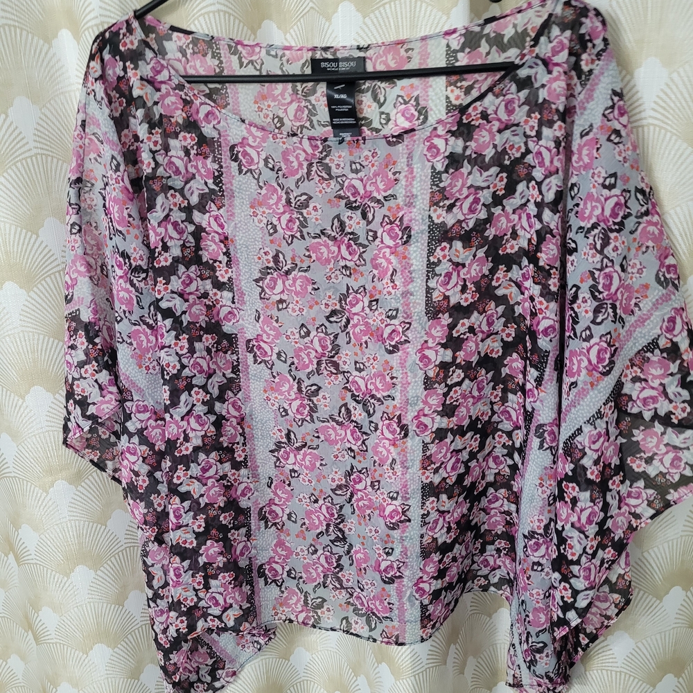 Bisou Bisou Pink and Black Floral Blouse